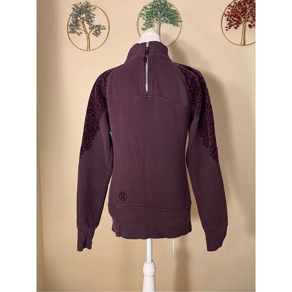 Lululemon Floral Flock Pullover in Black Cherry Size 4 - Picture 2 of 9